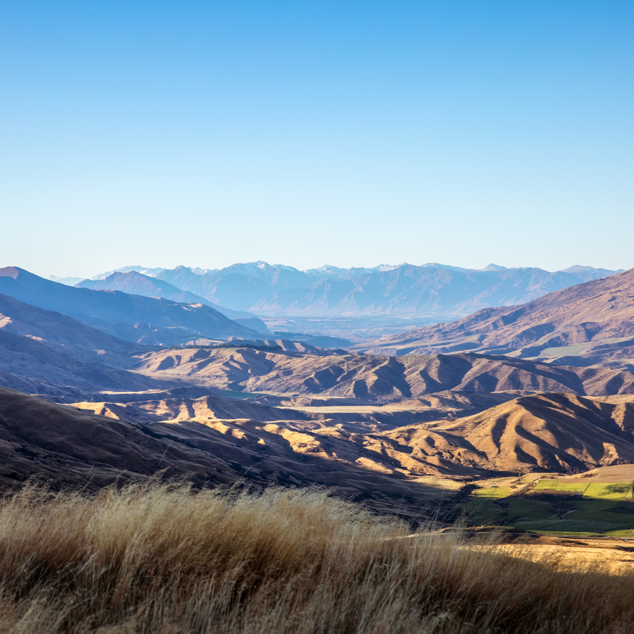 The beautiful Cardrona valley in New Zealand's South Island
