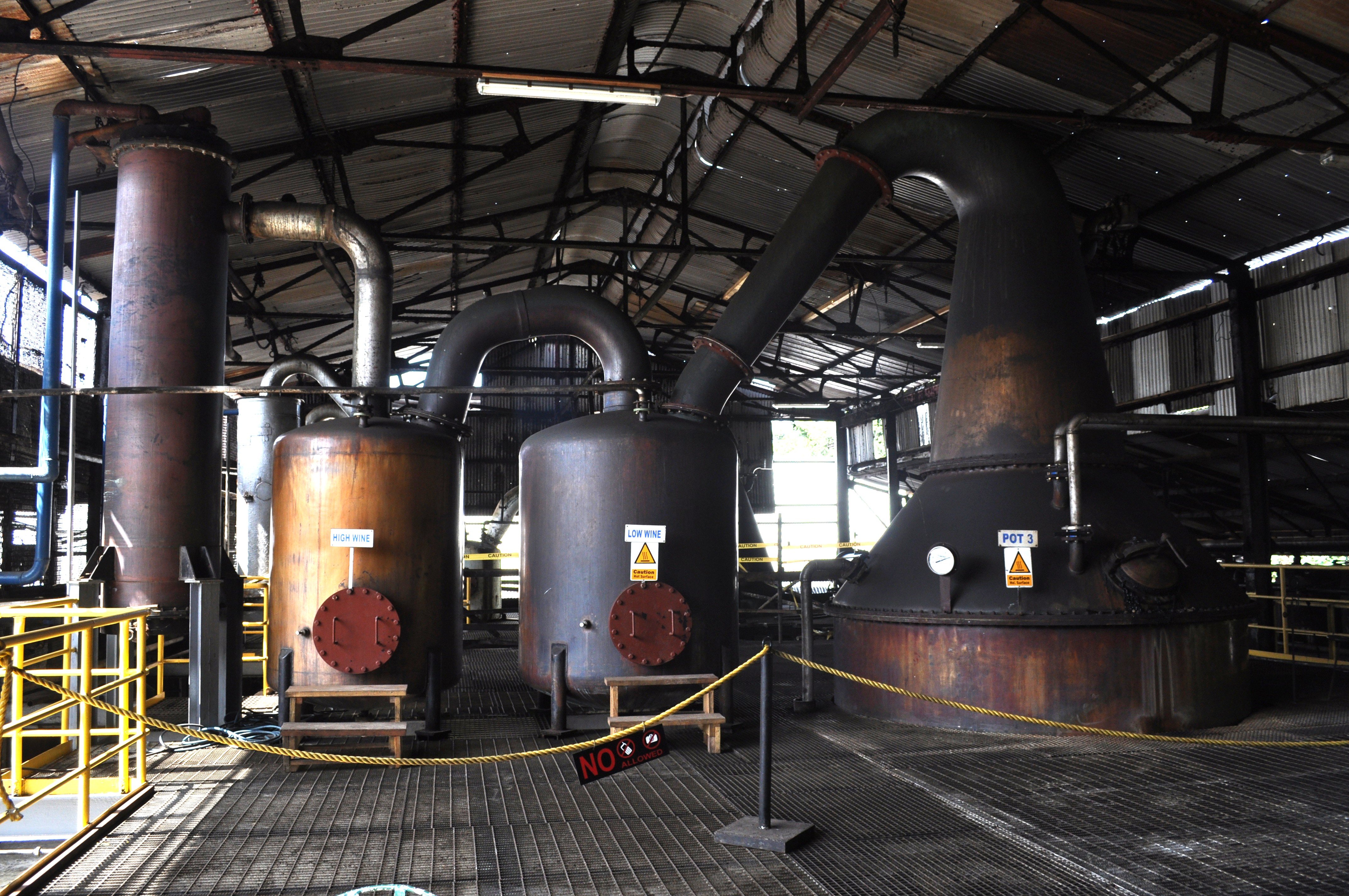 Double retort pot stills